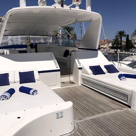 Home Sweet Boat - Chambres D'Hotes Empuriabrava Ngoại thất bức ảnh