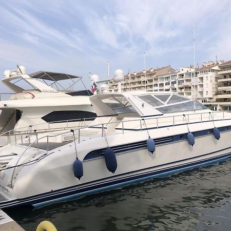 Home Sweet Boat - Chambres D'Hotes Empuriabrava Ngoại thất bức ảnh